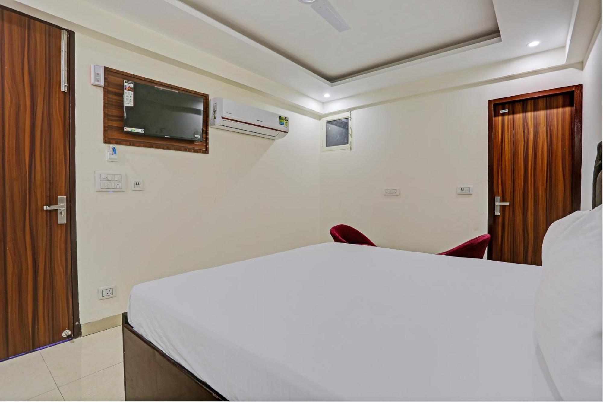 Hotel O Tree House Nueva Delhi Exterior foto